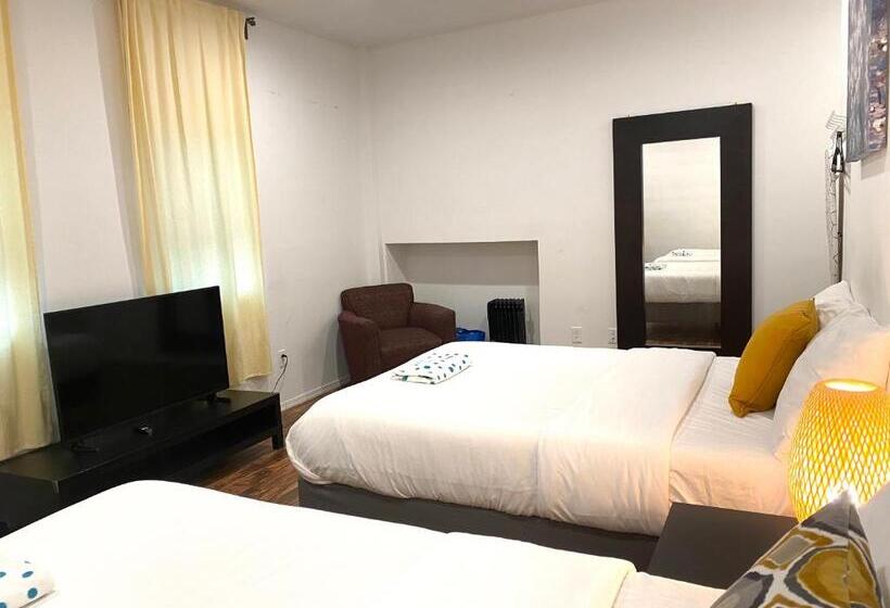 스탠다드 룸, Alina & Fanny   Philadelphia Convention Center