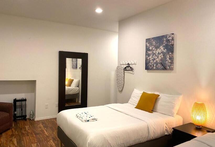 스탠다드 룸, Alina & Fanny   Philadelphia Convention Center