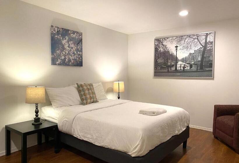 스탠다드 룸 공동 욕실, Alina & Fanny   Philadelphia Convention Center