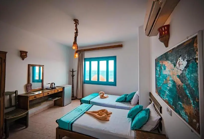 اتاق سه نفره دلوکس با چشمانداز دریا, Bamboo House Hotel Dahab