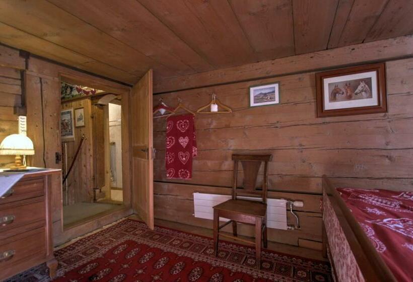 اتاق خانوادگی, B&b La Pivoine