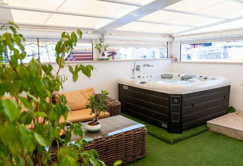 اتاق استاندارد, Palazzo Nicolaus Del Borgo Antico