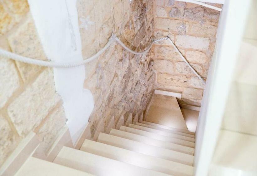 اتاق استاندارد, Palazzo Nicolaus Del Borgo Antico