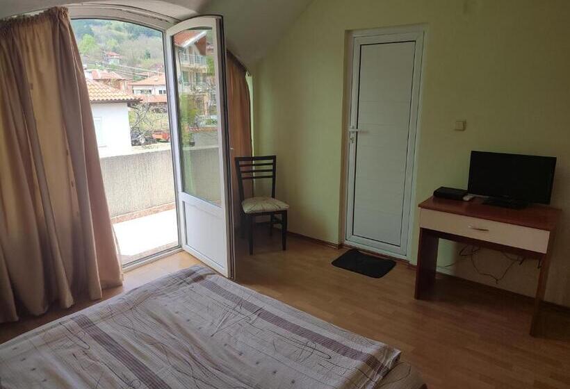 スタンダードルーム, хотелски комплекс авалон