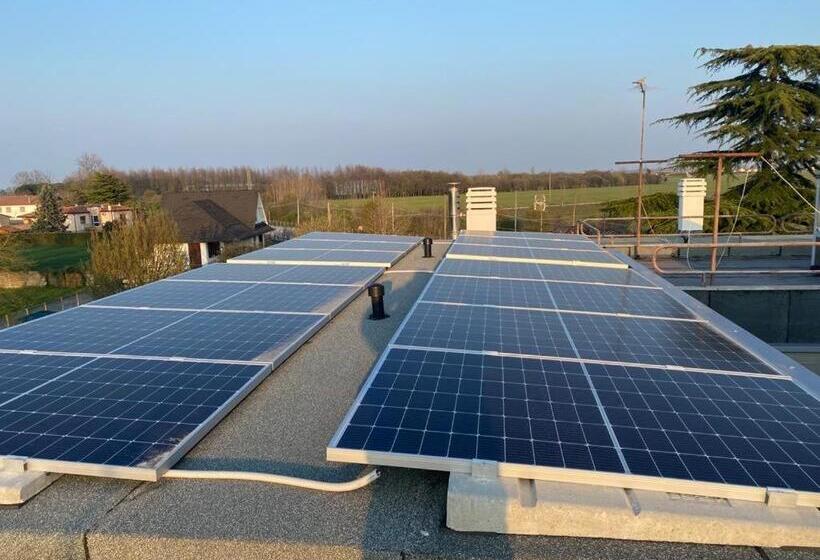 חדר דלוקס לארבעה, Garden Of Venice