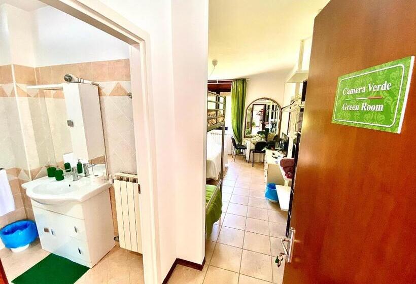 חדר דלוקס לארבעה, Garden Of Venice