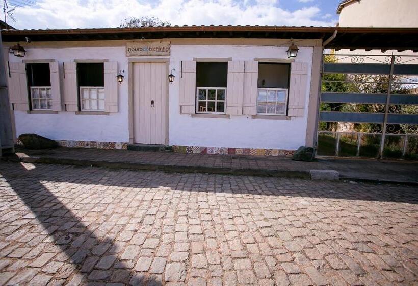 سوییت, Pouso Do Bichinho 1