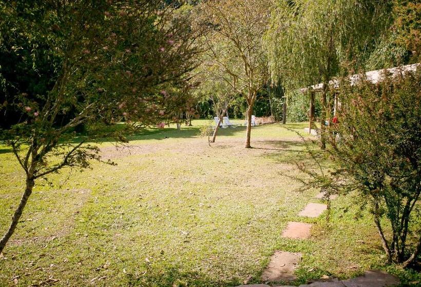 سوییت اجرایی, Pouso Do Bichinho 1