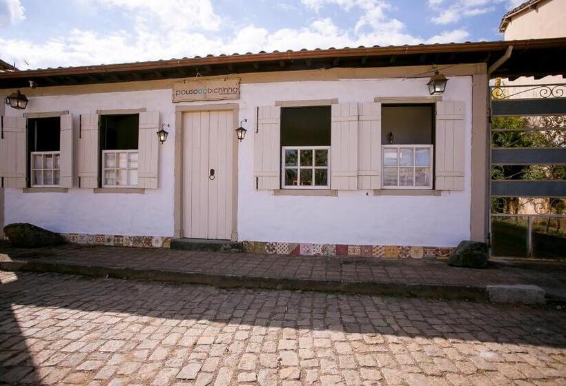 سوییت, Pouso Do Bichinho 1