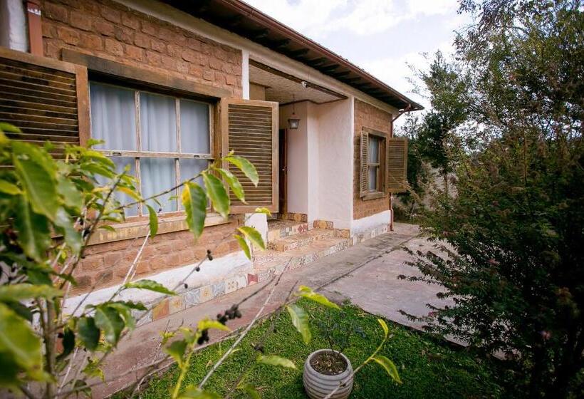 اتاق خانوادگی با چشم‌انداز باغ, Pouso Do Bichinho 1