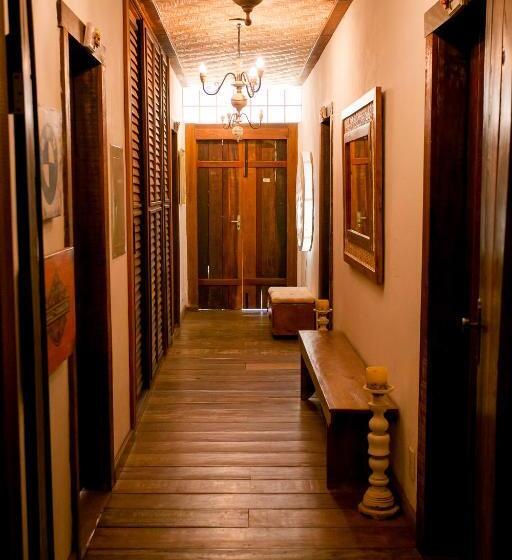 اتاق خانوادگی, Pouso Do Bichinho 1