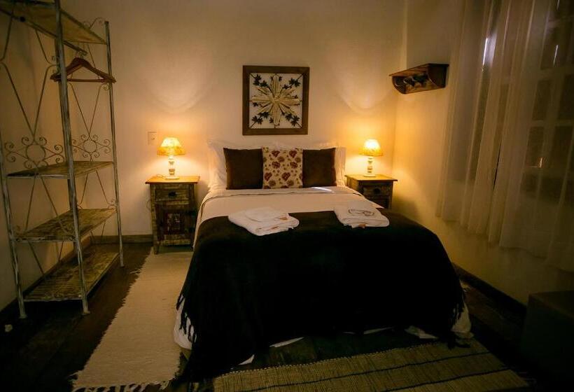 سوییت اجرایی, Pouso Do Bichinho 1