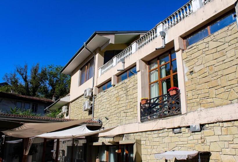 إستوديو سوبيريور, R34 Boutique Guest House