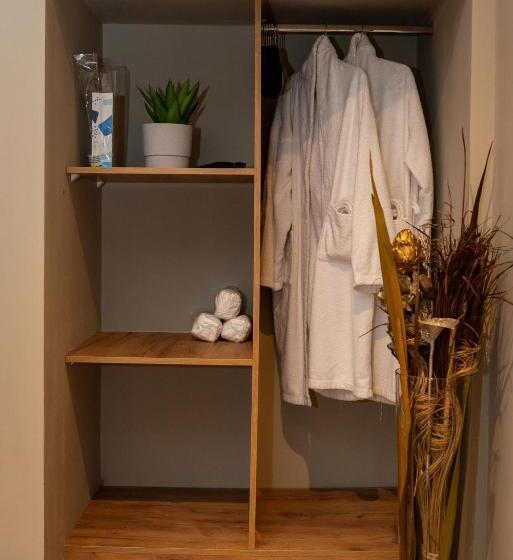 إستوديو سوبيريور, R34 Boutique Guest House