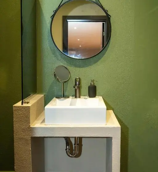 استودیوی سوپریور, R34 Boutique Guest House
