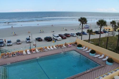 إستديو قياسى مزود بشرفة, Daytona Condo With Beautiful Ocean And City View