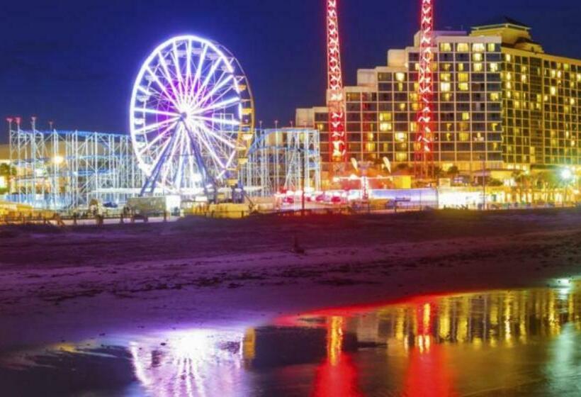 إستديو قياسى مزود بشرفة, Daytona Condo With Beautiful Ocean And City View