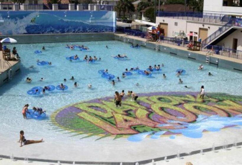 إستديو قياسى مزود بشرفة, Daytona Condo With Beautiful Ocean And City View