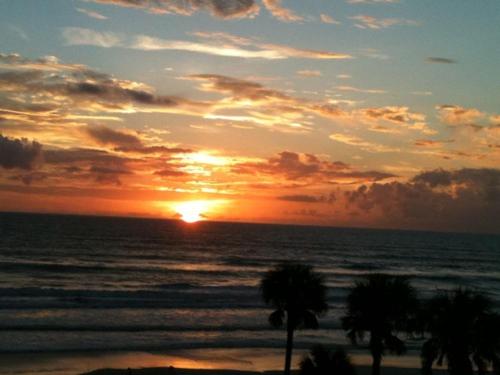 스탠다드 발코니 스튜디오, Daytona Condo With Beautiful Ocean And City View