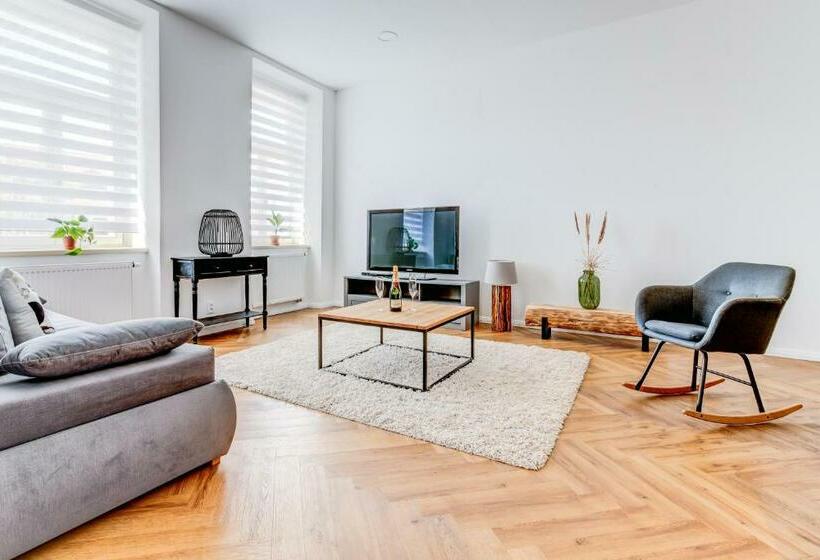 جناح عائلي, Design Pension Twenty 20