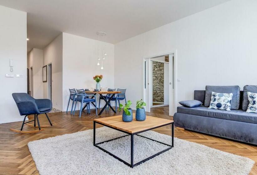 Family Suite, Design Pension Twenty 20