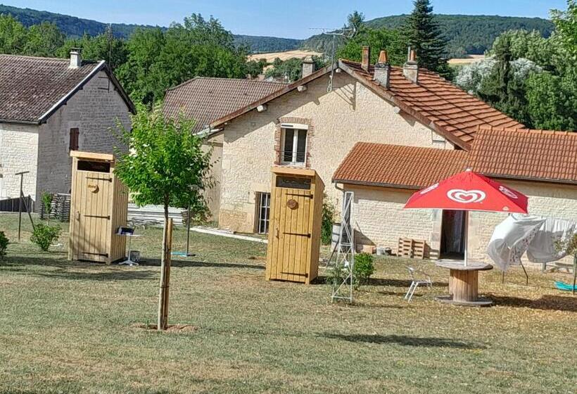 Standard Tent, Le Camping Du Capitaine