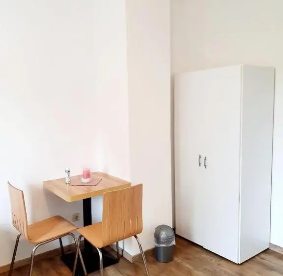 バスルーム共有のトリプルスタンダード, My Hostel Füssen