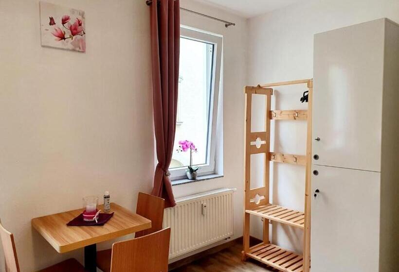 اتاق خانوادگی با سرویس بهداشتی مشترک, My Hostel Füssen