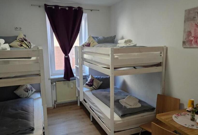 Economy Quadruple Room, My Hostel Füssen