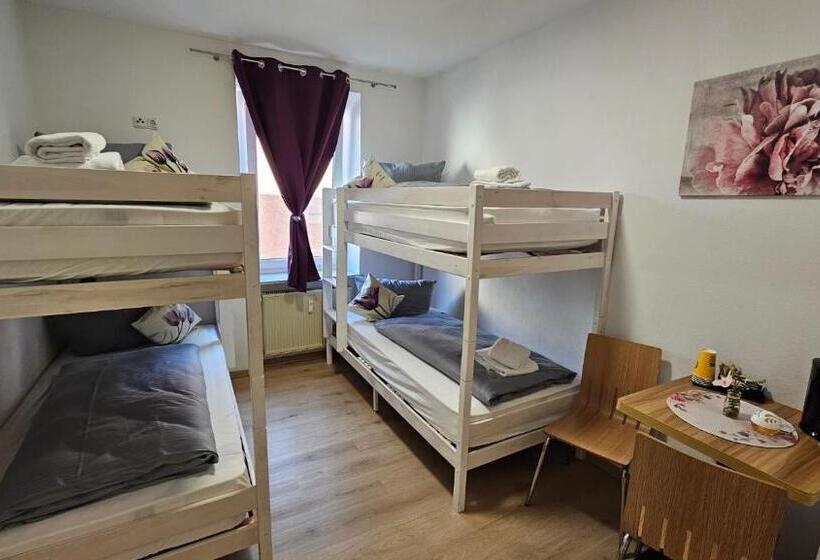 Economy Quadruple Room, My Hostel Füssen