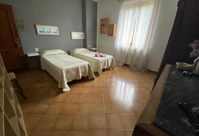 חדר סטנדרט חדר אמבטיה משותף, Casa Degli Eroi