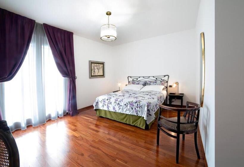 غرفة سوبيريور رباعية, B&b Sant Erasmo