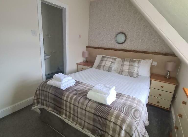 Standardrum, Glenmoore Guest House