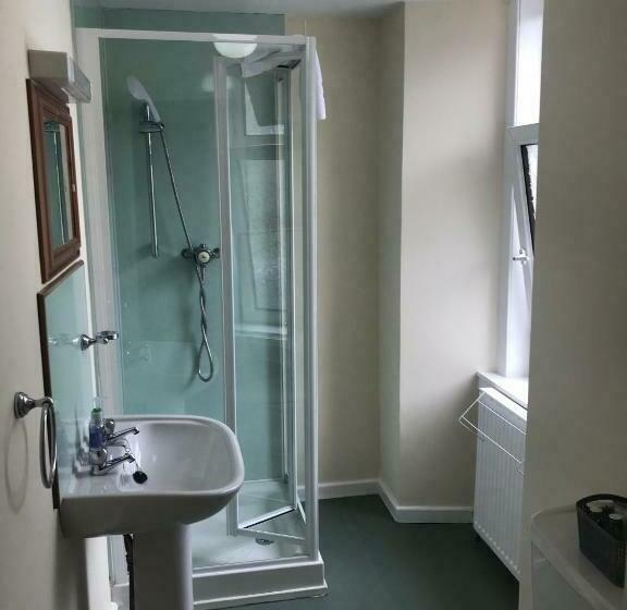 Standardrum, Glenmoore Guest House