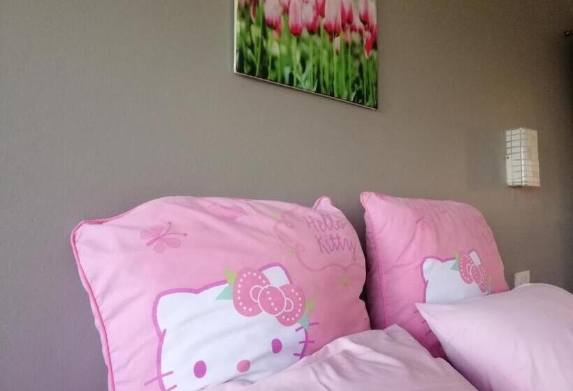 Quarto deluxe, ศรีกรุงดีลักซ์โฮเตล