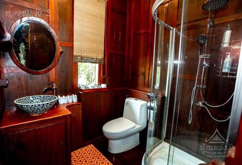 חדר סטנדרט לארבעה, Baan Lhang Wangh บ้านหลังวัง