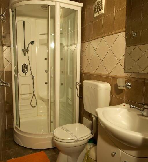 חדר סטנדרט לשלושה, Pensiunea Aurora Albac