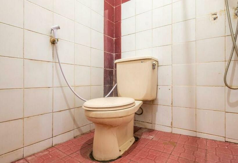 Номер Стандарт, Reddoorz At Hotel Padjajaran Tasikmalaya