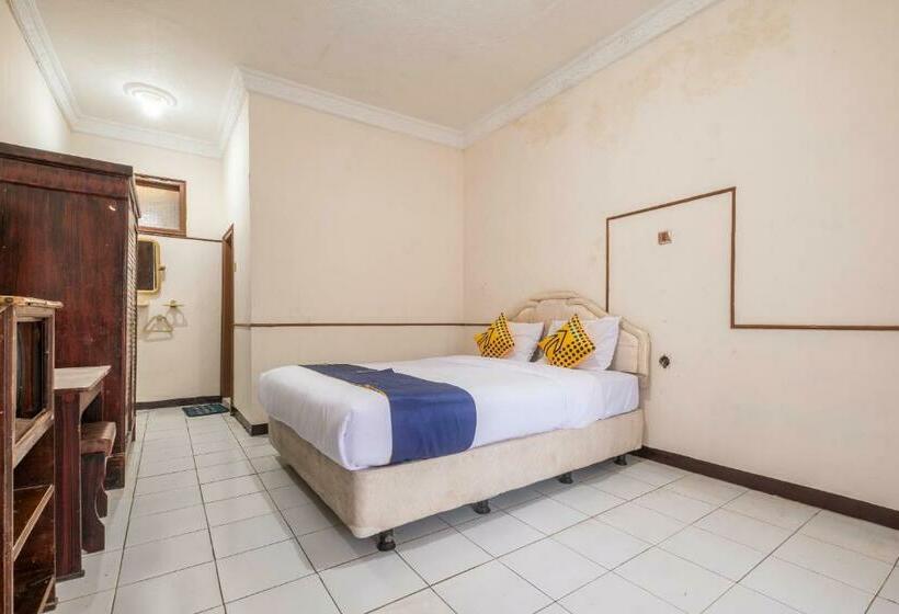 Номер Стандарт, Reddoorz At Hotel Padjajaran Tasikmalaya