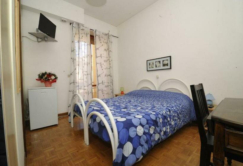 اتاق استاندارد با تخت بزرگ, B&b La Camelia