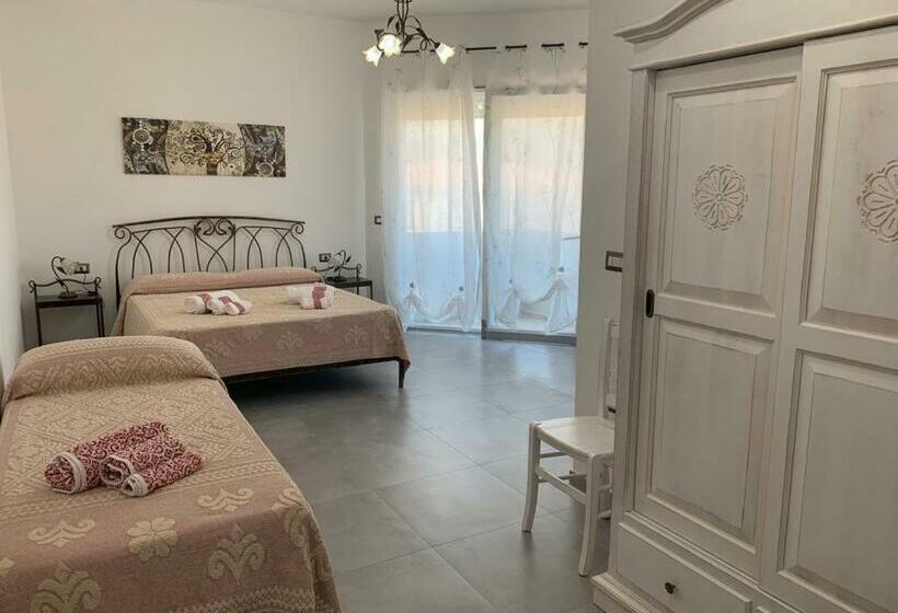 스탠다드 트리플 발코니 룸, B&b Centrale