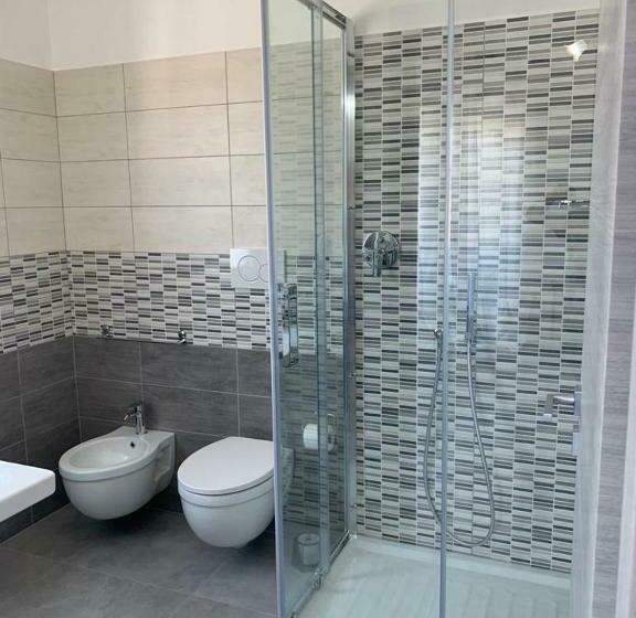 غرفة قياسية ثلاثية مزودة بشرفة, B&b Centrale