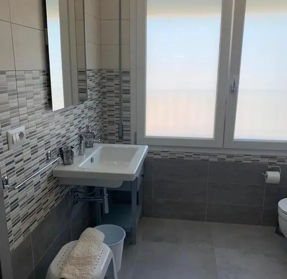 Habitació Quàdruple Estàndard, B&b Centrale