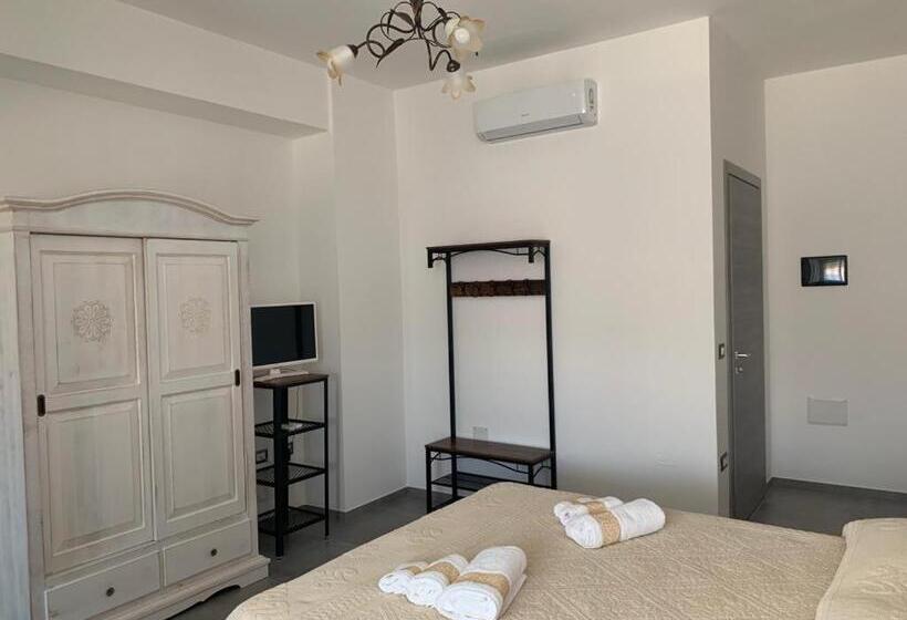 غرفة ديلوكس, B&b Centrale