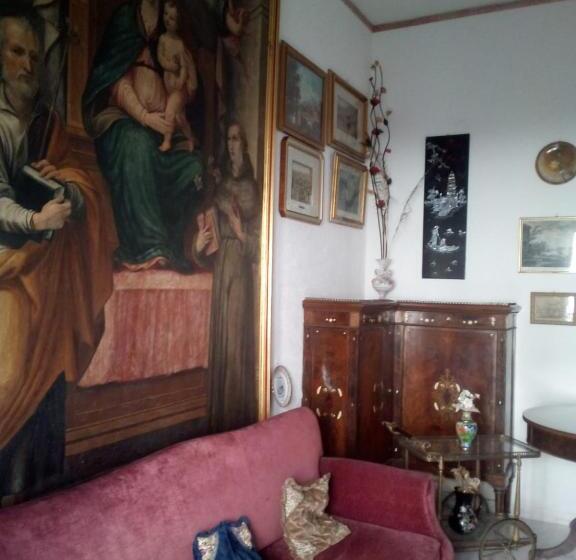 سوئیت با بالکن, Gran Relais De Charme A.rosbenmar