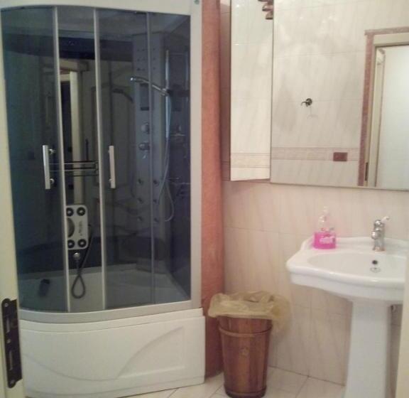 سوئیت با بالکن, Gran Relais De Charme A.rosbenmar