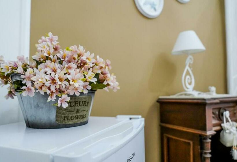 带大床的标准间, Il Marì