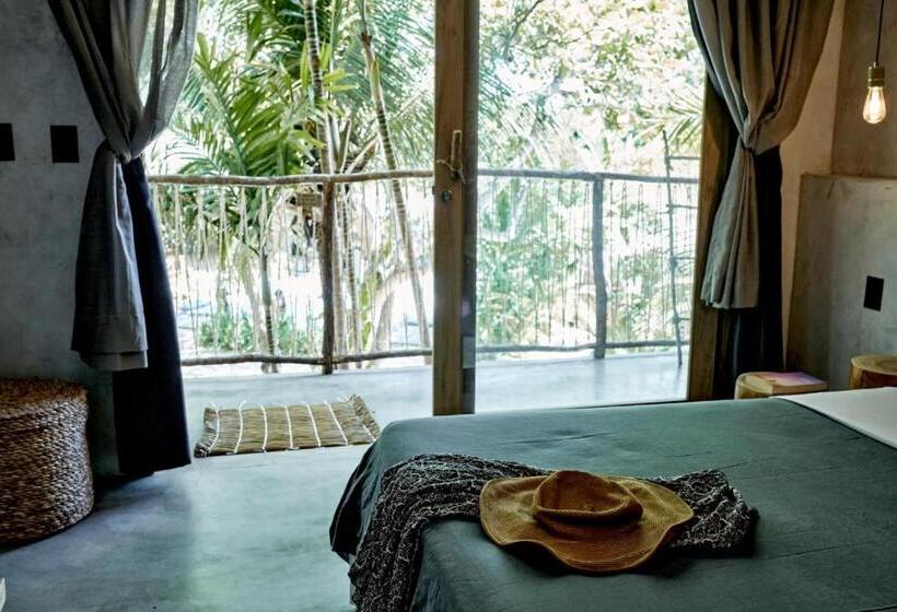 جناح مزود بحمام سباحة, Villa Mango Jeri