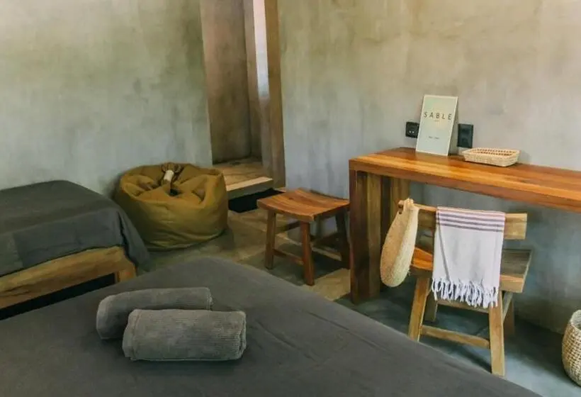 Sviitti Parveke, Villa Mango Jeri