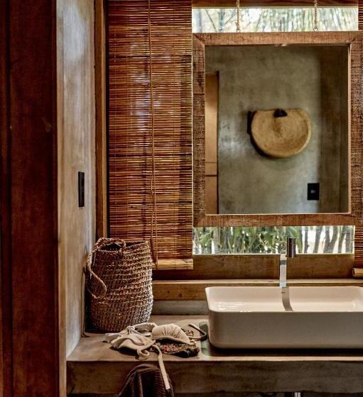 스위트 킹사이즈 침대, Villa Mango Jeri